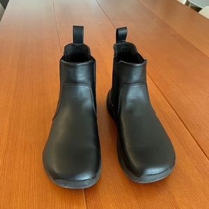 CHELSEA STYLE BOOTS, BLACK